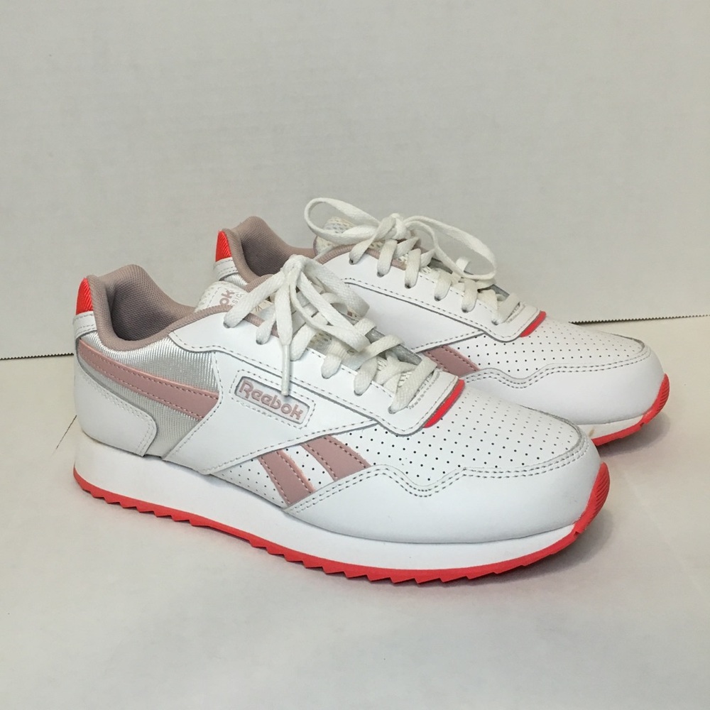 Reebok Women's Classic Harman Ripple Sneaker